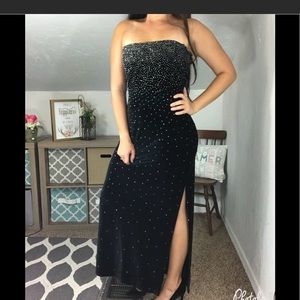 Black Strapless Sequins Velvet Dress